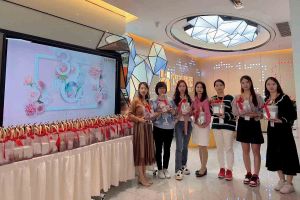 不负好春光，巾帼绽芳华——开云手机客户端_开云(中国)官方集团庆祝三八妇女节活动