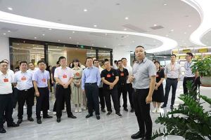 热烈欢迎广东省人大常委会2023年全国人大代表一行莅临开云手机客户端_开云(中国)官方集