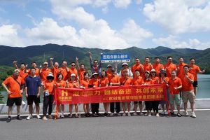 开云手机客户端_开云(中国)官方集团管理层季度培训总结会议&团建活动欢乐举行