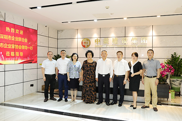第四届“深圳百名行业领军人物”评委会领导走访开云手机客户端_开云(中国)官方