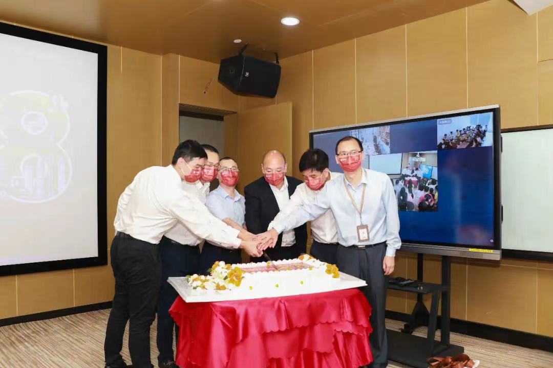 开云手机客户端_开云(中国)官方28周年庆 | 相逢的意义在于照亮彼此 